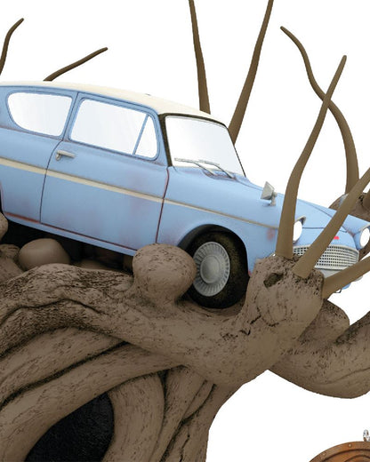 Harry Potter and the Chamber of Secrets Collection Flying Ford Anglia in the Whomping Willow Tree Topper
