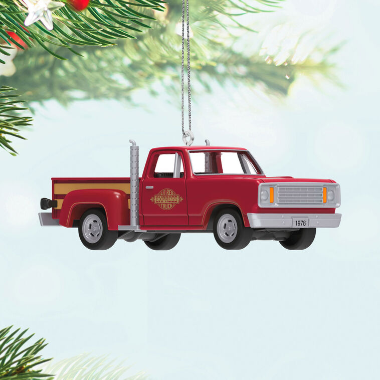 Mini Lil' American Trucks 1978 Dodge Li'l Red Express Truck 2025 Metal Ornament, 0.75"